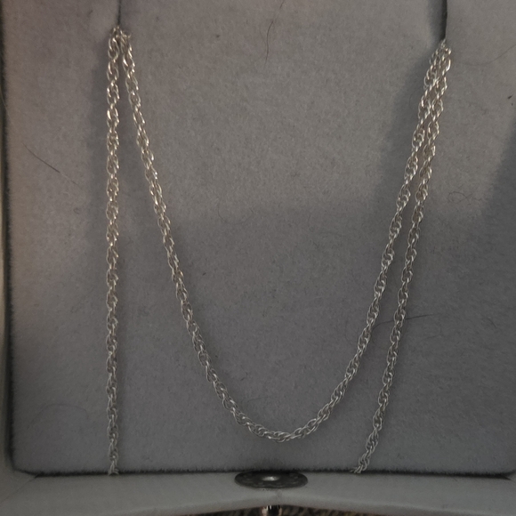Sterling Silver Loose Rope Necklace 24" - Picture 4 of 4